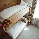 Hotel & Madlochblick Lech am Arlberg