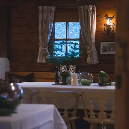 Hotel & Madlochblick