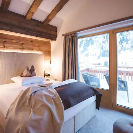 & Madlochblick Hotel