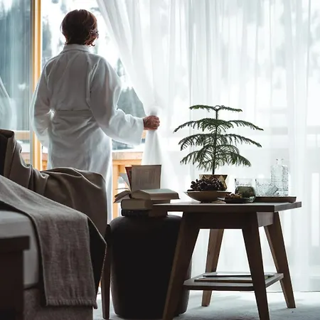 & Madlochblick Hotel