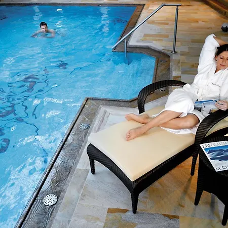 & Madlochblick Hotel