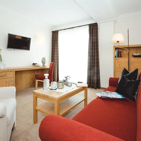 Hotel & Madlochblick