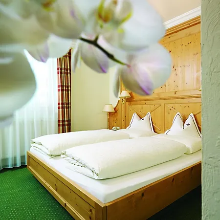 & Madlochblick Hotel Lech am Arlberg