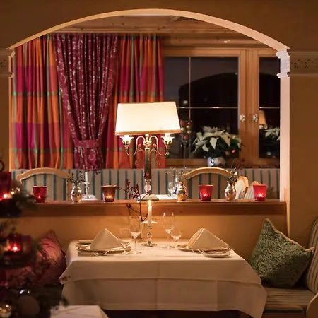 Hotel & Madlochblick