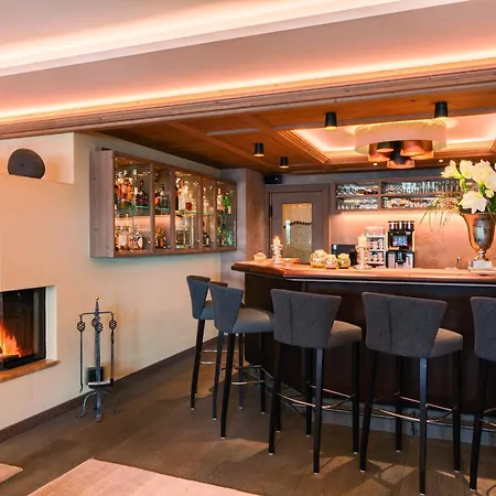 Hotel & Madlochblick 4*